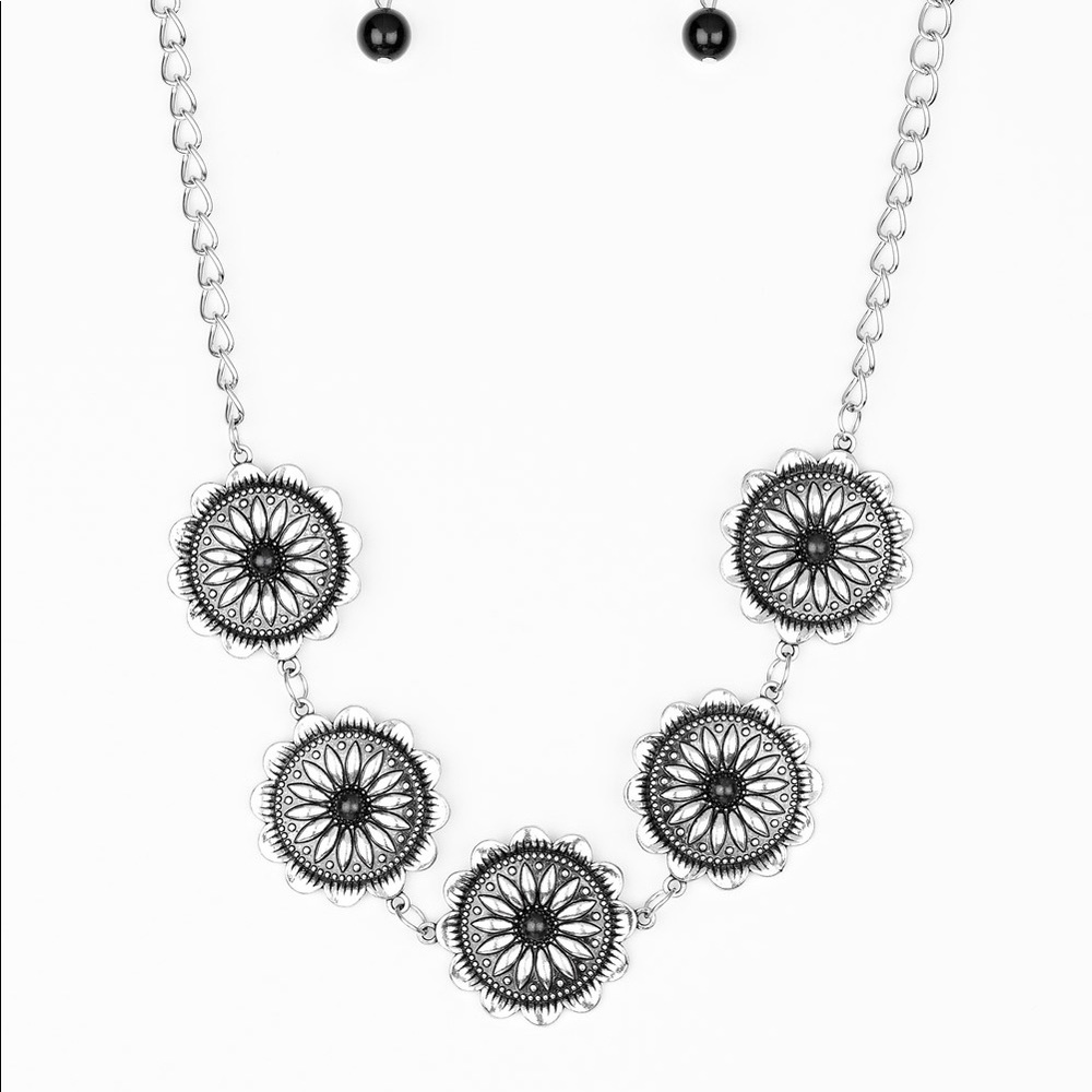 Jewelry - Picture 7 of 7